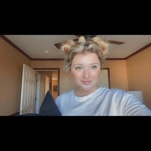 Meet your Posher, Marcella